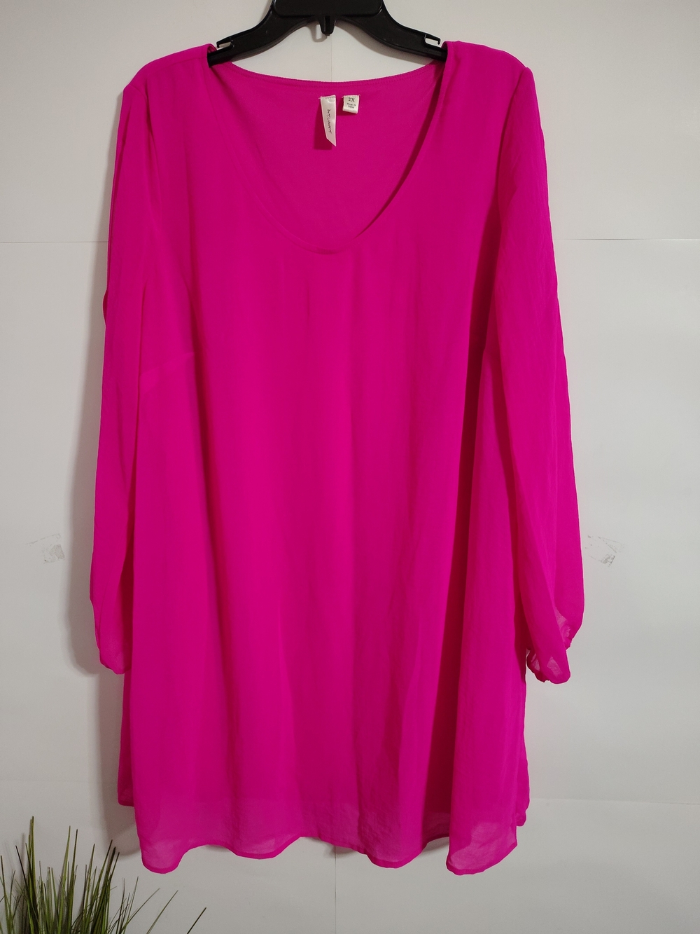 Tacera Bright Fuchsia Long-Sleeve Blouse
